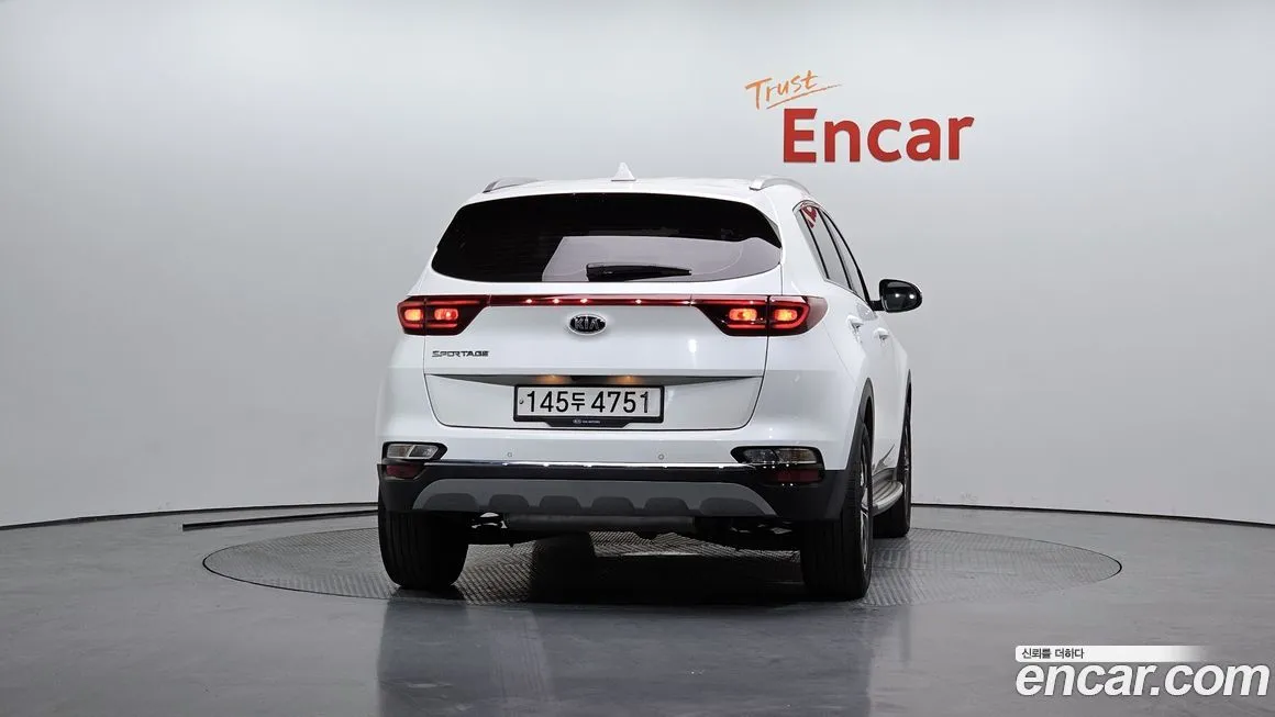 Kia Sportage — фото 4