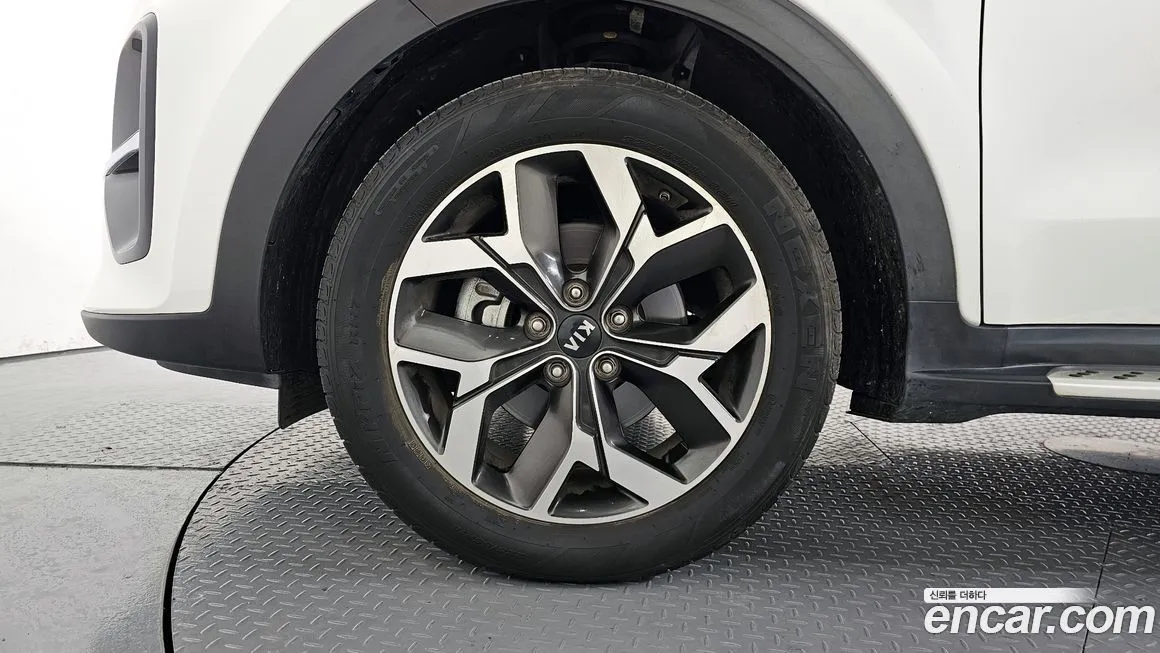 Kia Sportage — фото 5