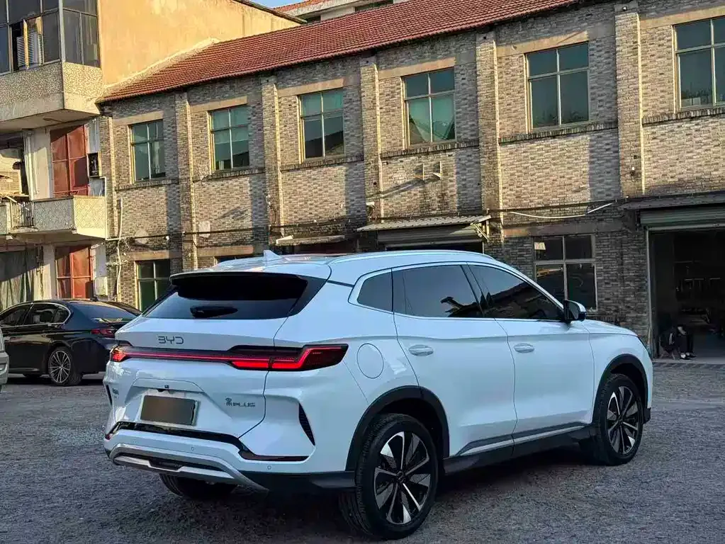 BYD PLUS New Energy — фото 6
