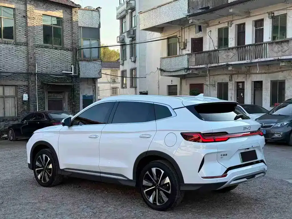 BYD PLUS New Energy — фото 4