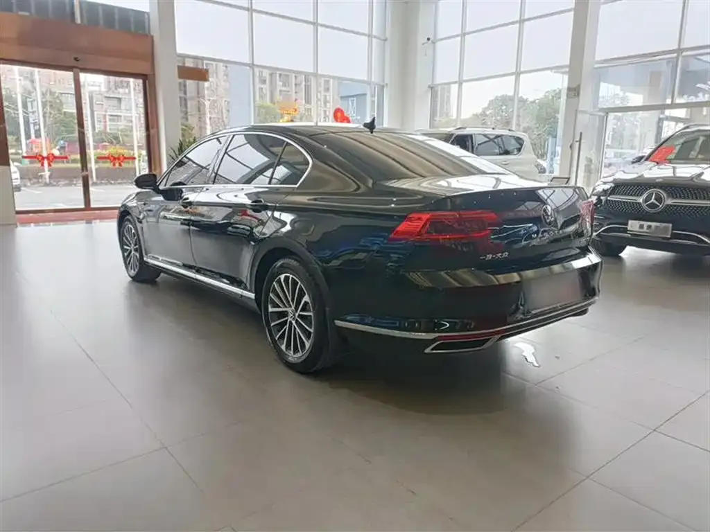 Volkswagen Magotan 2022 из CN, фото 7