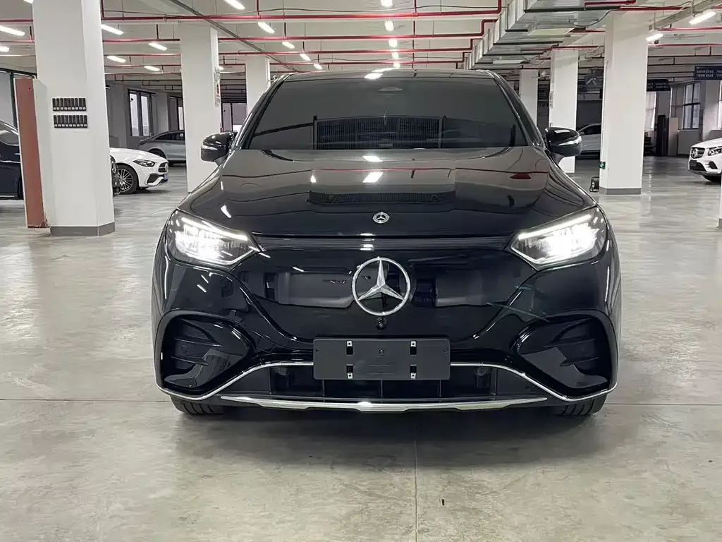 Mercedes-Benz EQE SUV 2023 из CN, фото 6