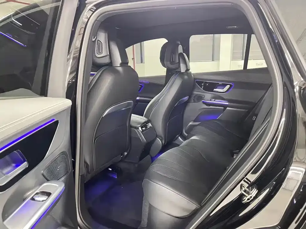 Mercedes-Benz EQE SUV 2023 из CN, фото 9
