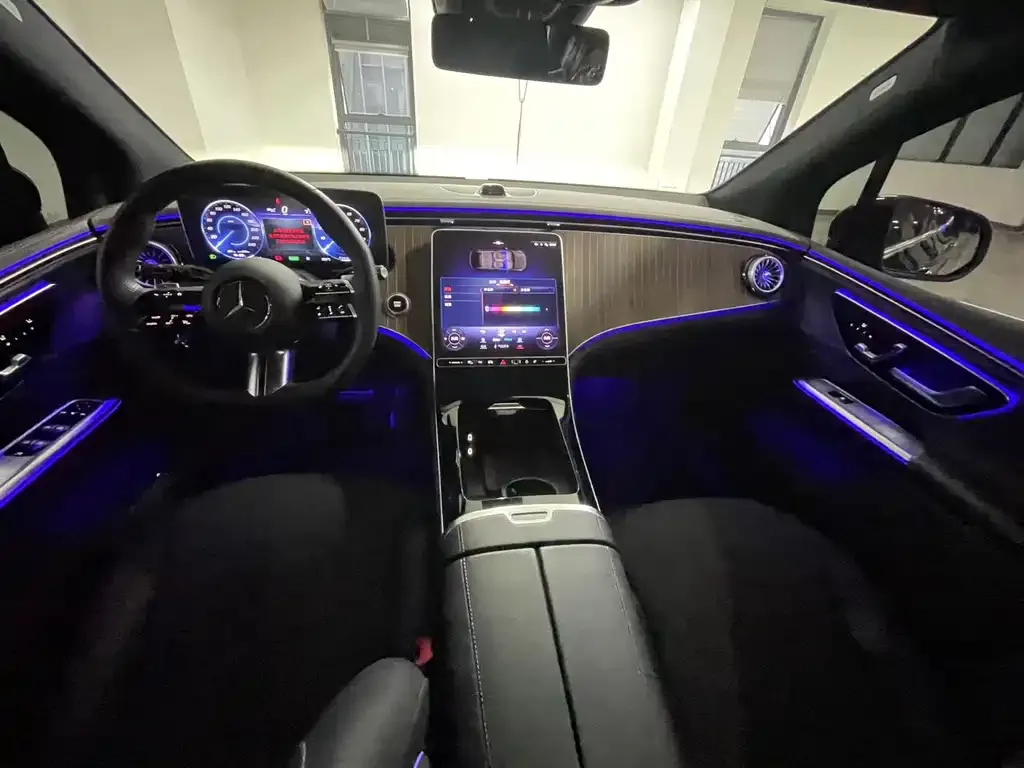 Mercedes-Benz EQE SUV 2023 из CN, фото 4
