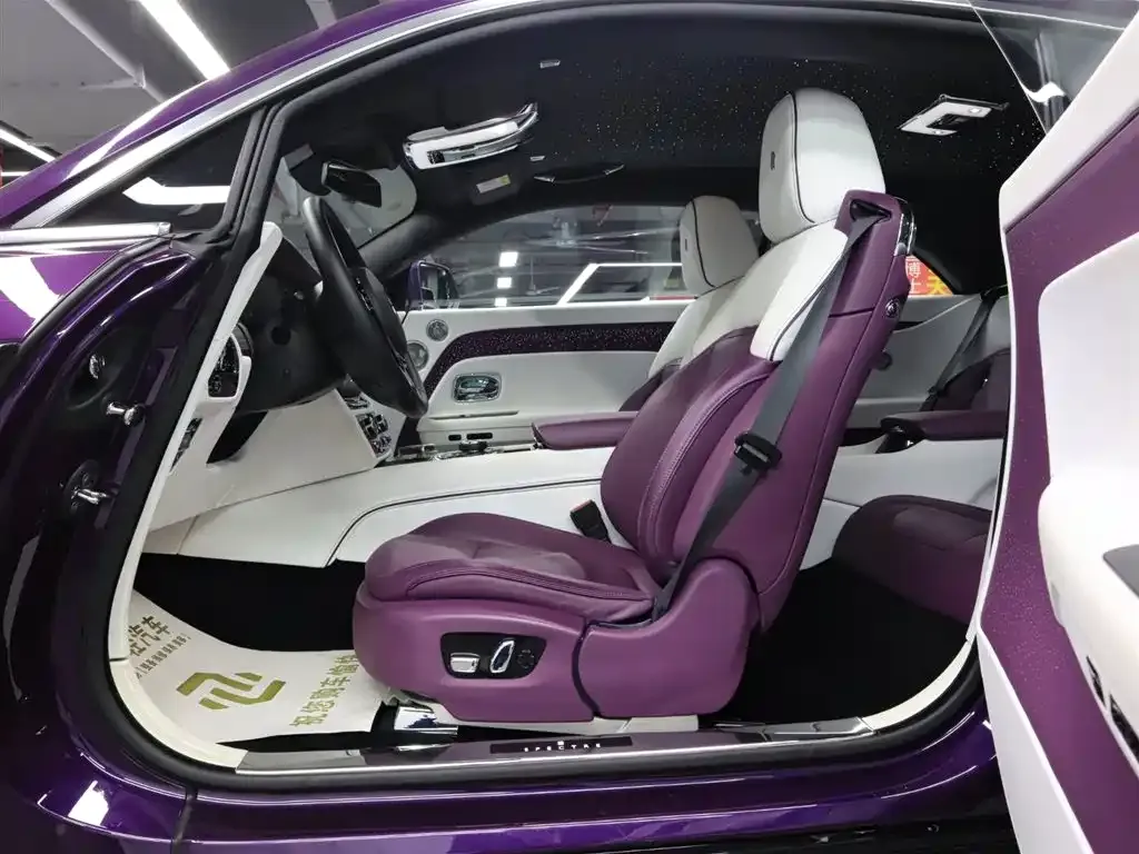Rolls-Royce Phantom 2024 из CN, фото 8