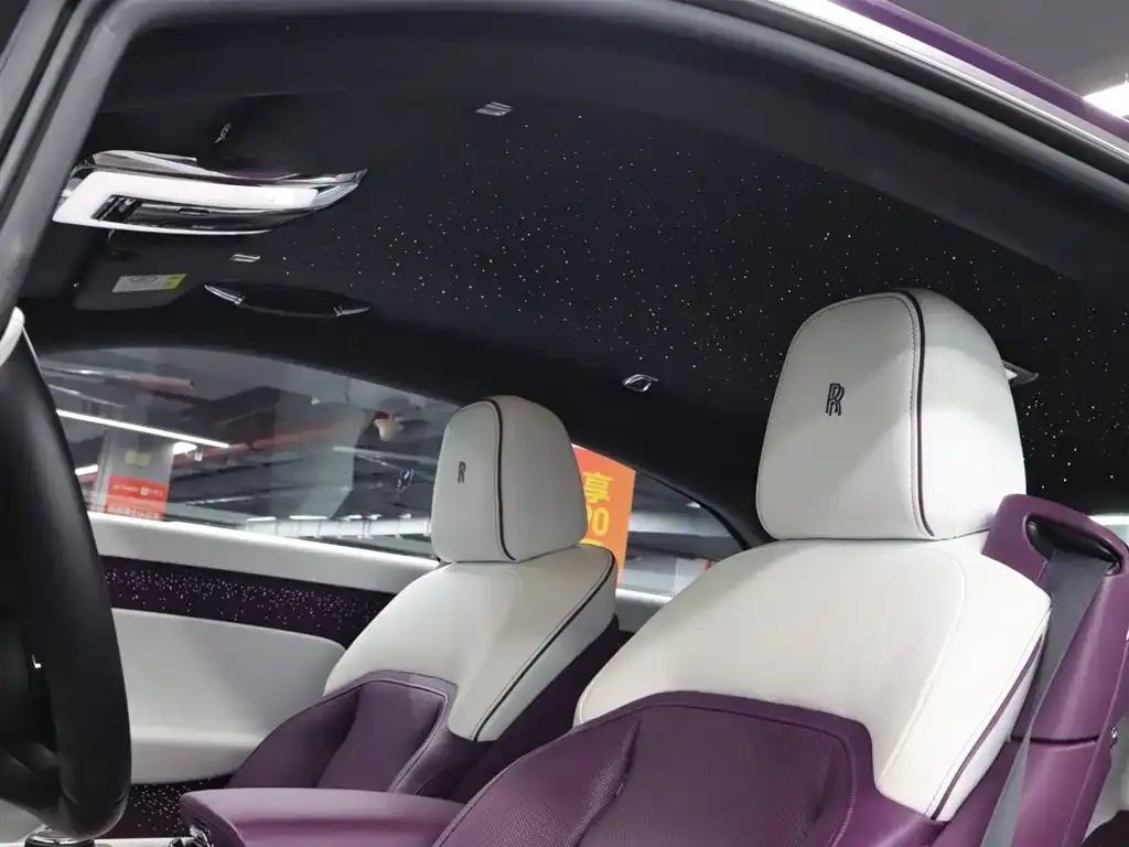 Rolls-Royce Phantom 2024 из CN, фото 7