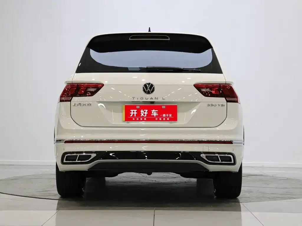 Volkswagen Tiguan L — фото 4