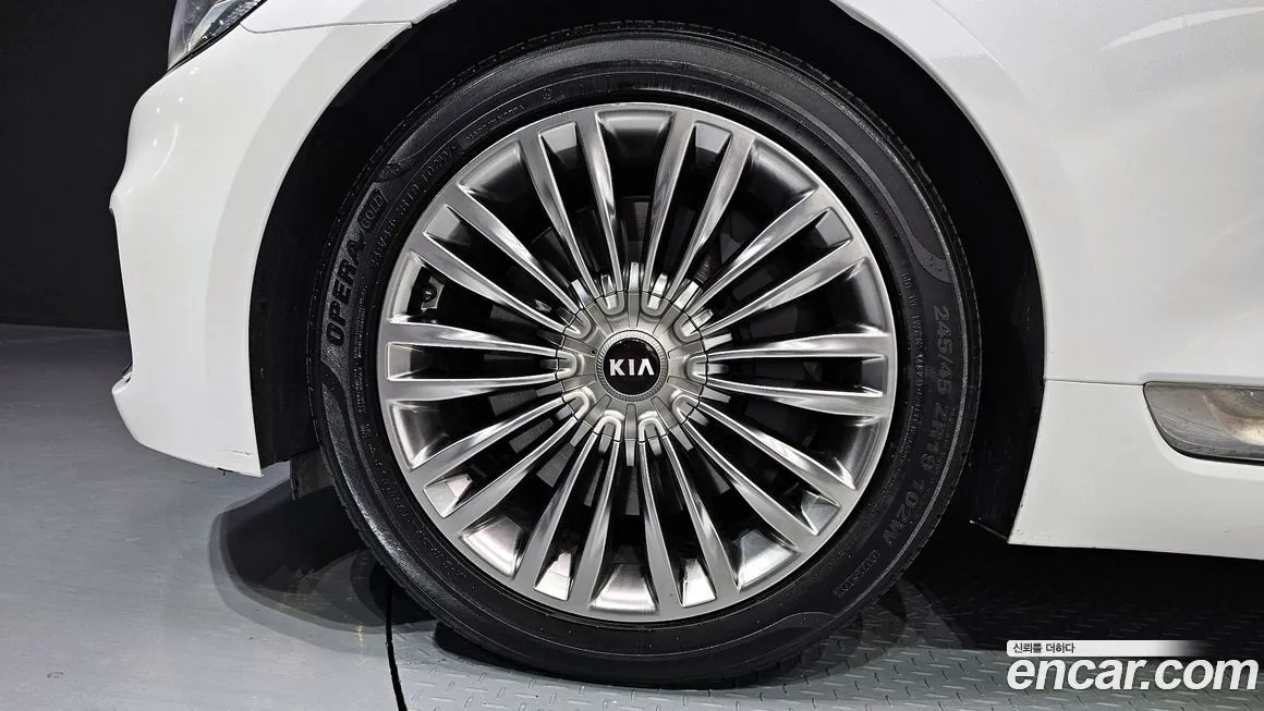Kia K9 — фото 4
