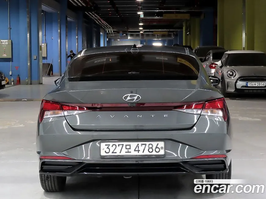 Hyundai AVANTE 2021 из KR, фото 3