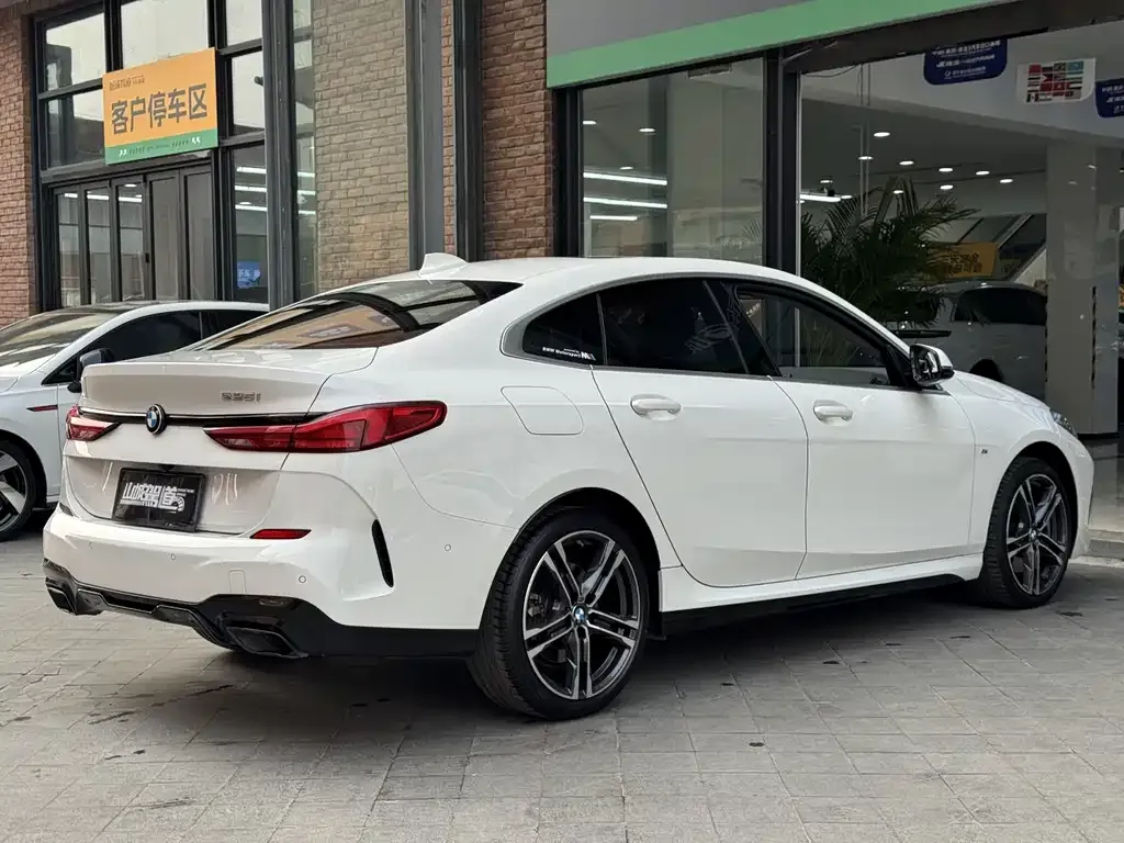 BMW 2 Series (Import) 2022 из CN, фото 2