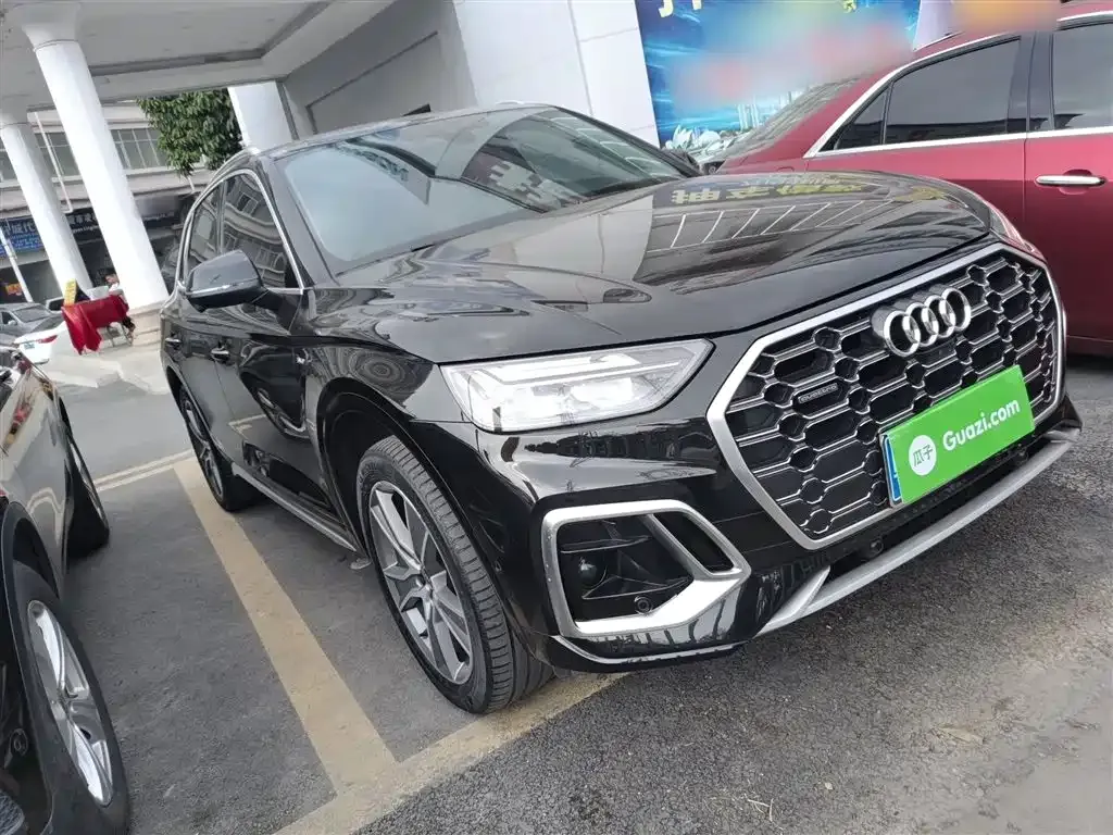 Audi Q5L 2022 из CN, фото 2