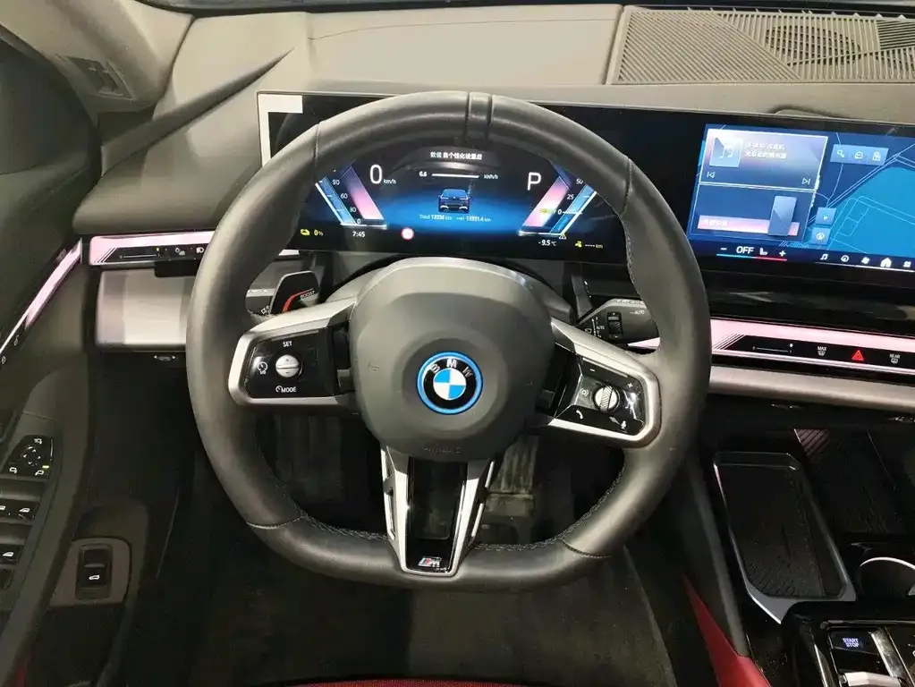 BMW i5 — фото 2