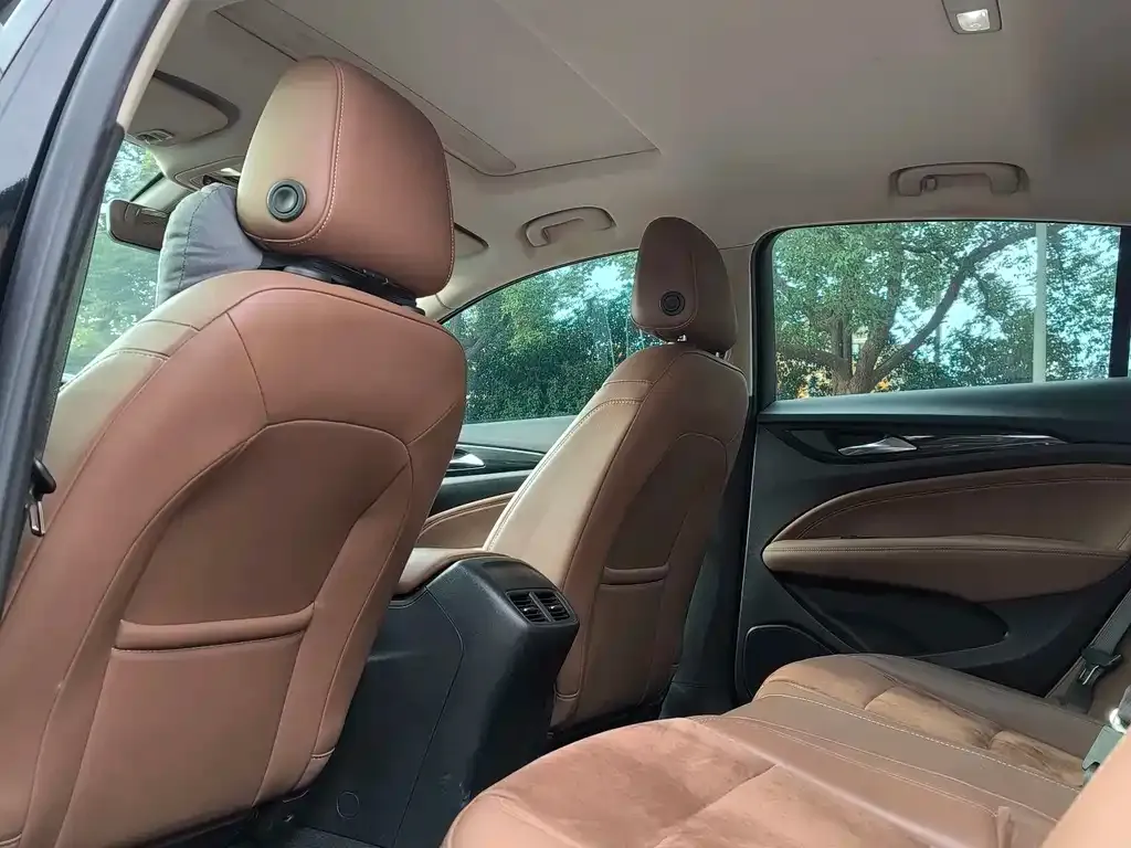 Buick Regal 2022 из CN, фото 3