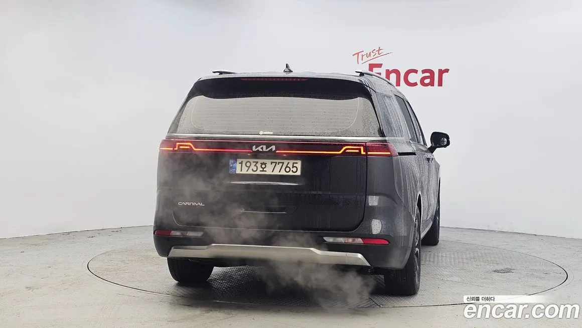 Kia Carnival 2023 из KR, фото 2