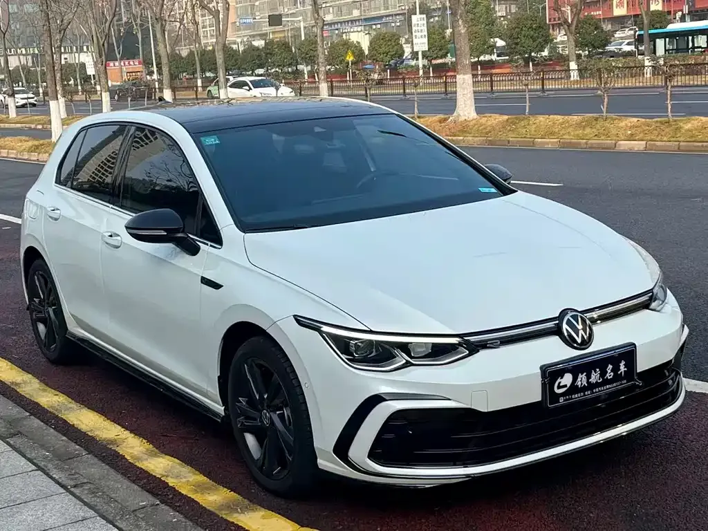 Volkswagen Golf 2022 из CN, фото 4