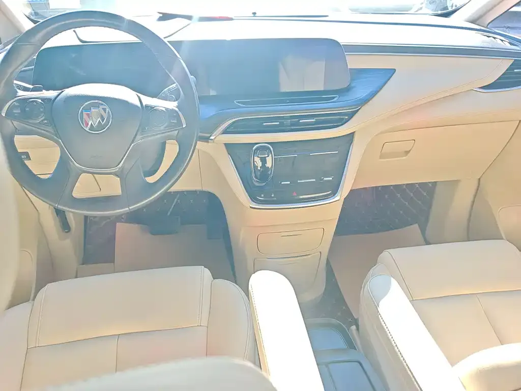 Buick GL8 2022 из CN, фото 2