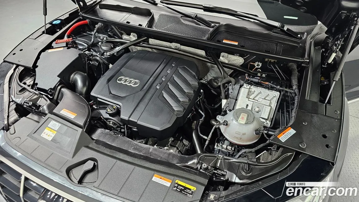 Audi Q5 2023 из KR, фото 6