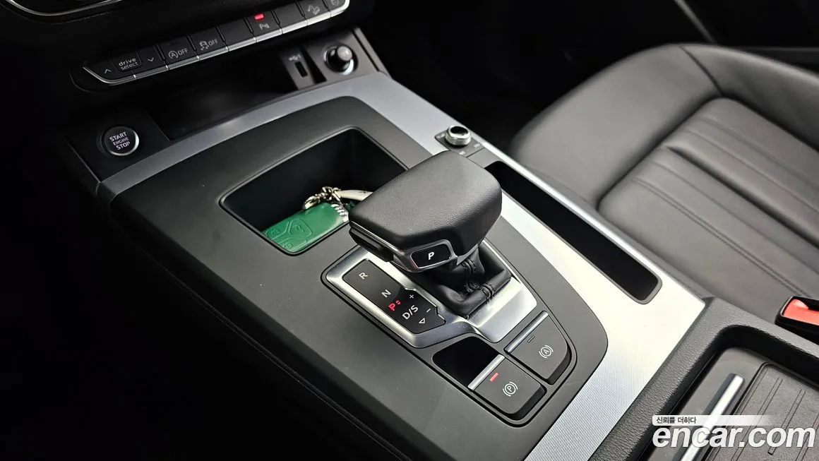 Audi Q5 2023 из KR, фото 9