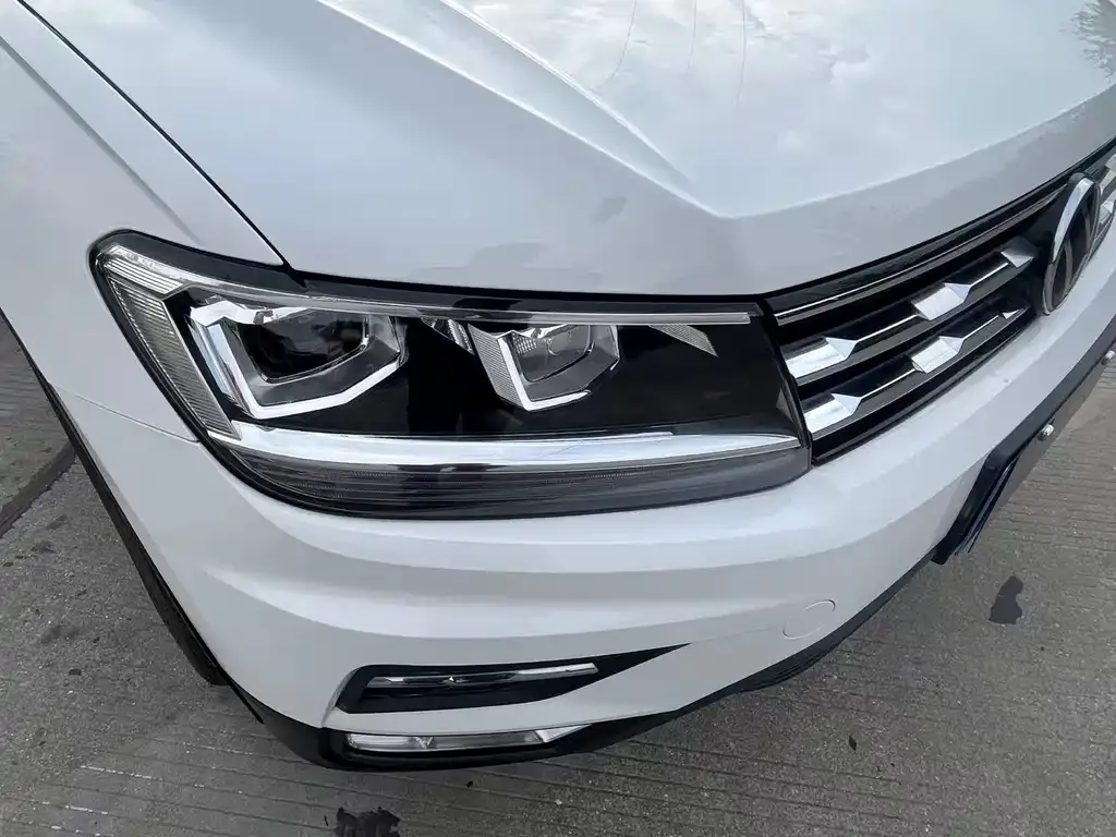 Volkswagen Tiguan L 2021 из CN, фото 10