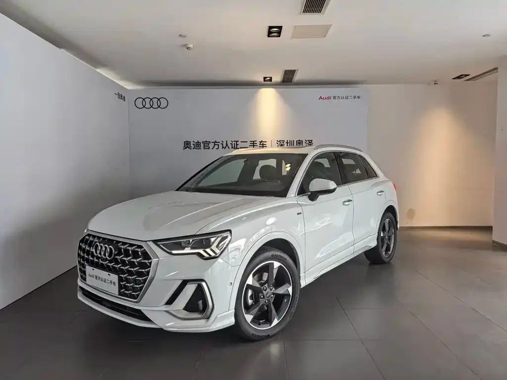 Audi Q3 2024 из CN, фото 1