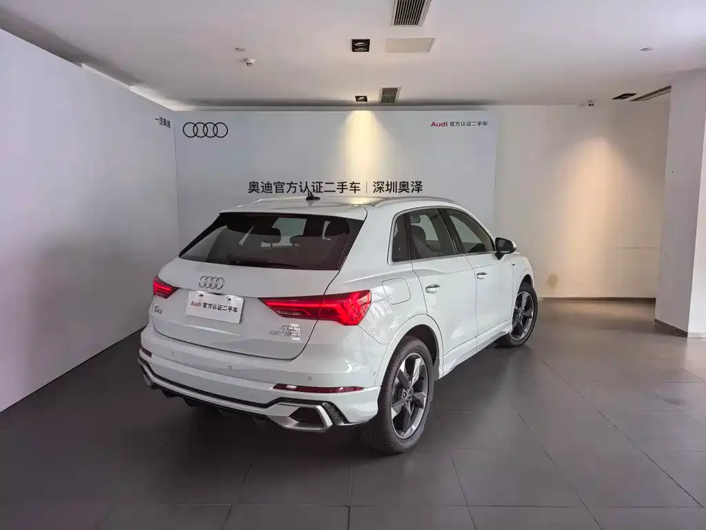 Audi Q3 2024 из CN, фото 6