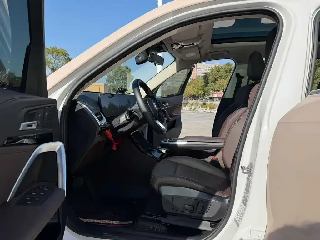 BMW X1 2024 из CN, фото 4