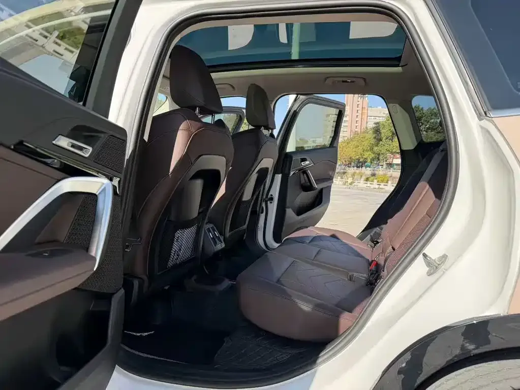 BMW X1 2024 из CN, фото 6