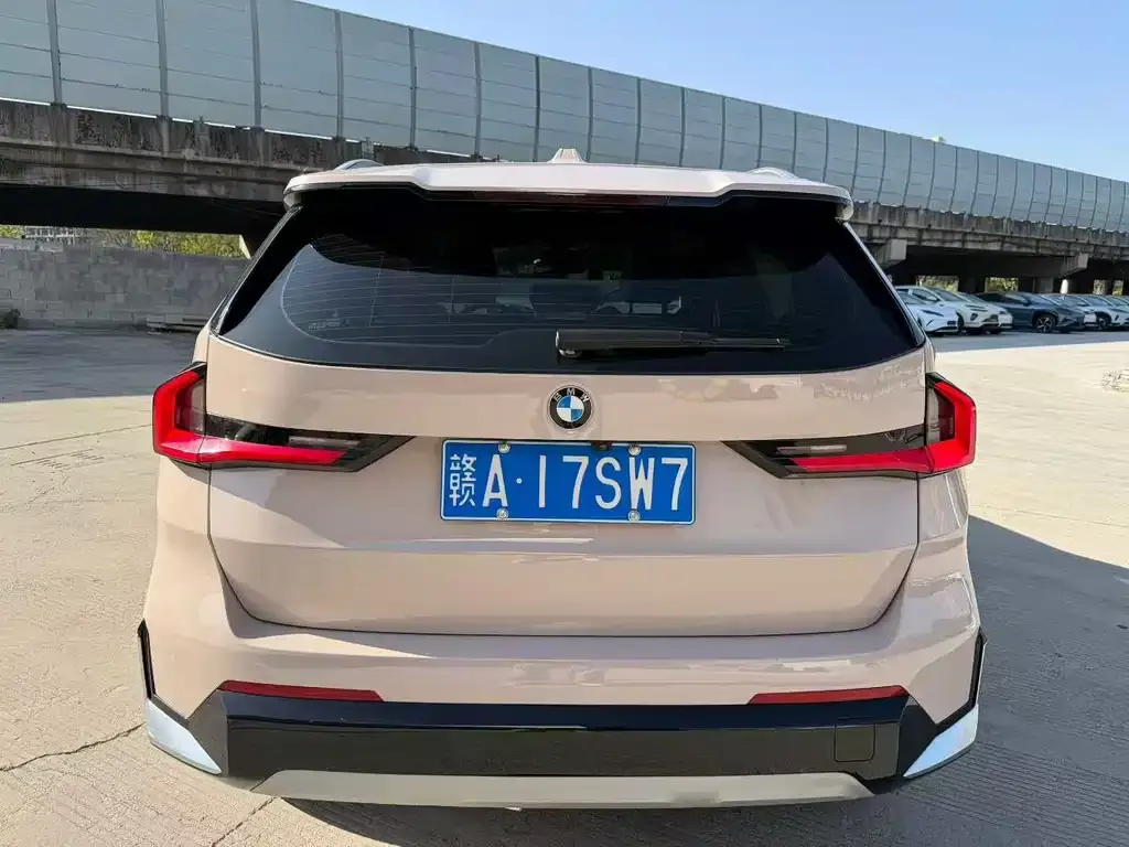 BMW X1 2024 из CN, фото 8
