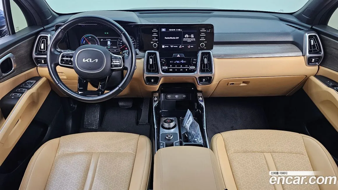 Kia Sorento — фото 8