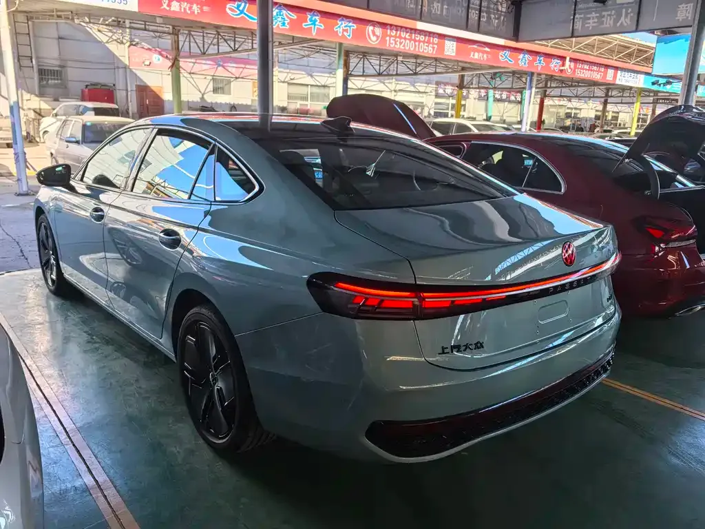 Volkswagen Passat — фото 2