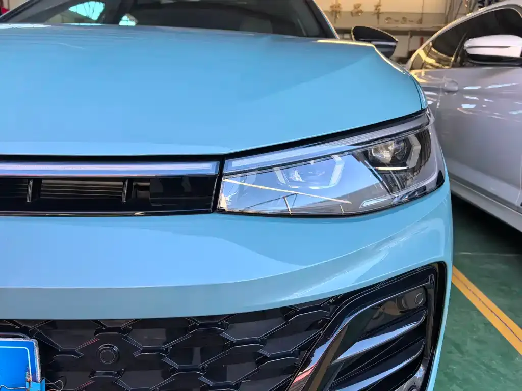 Volkswagen Passat — фото 3