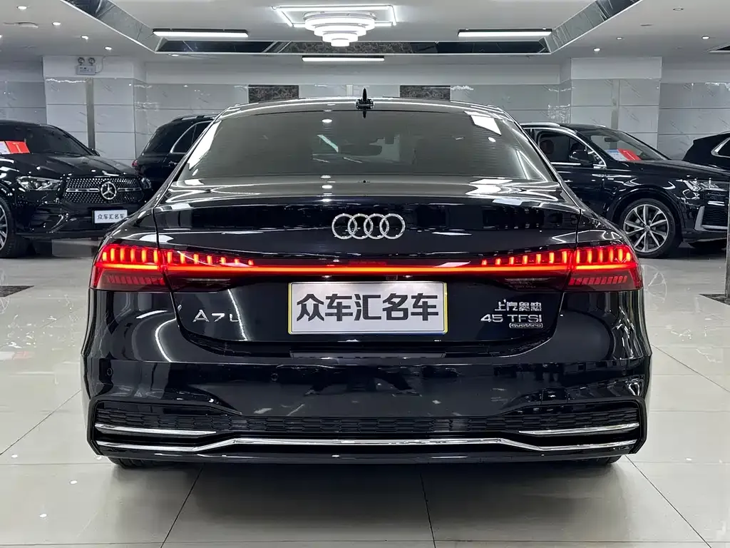 Audi A7L 2024 из CN, фото 4