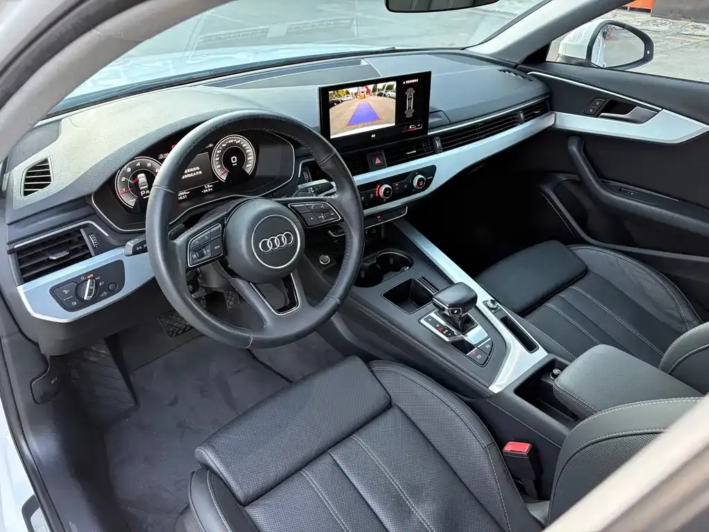 Audi A4L 2021 из CN, фото 5