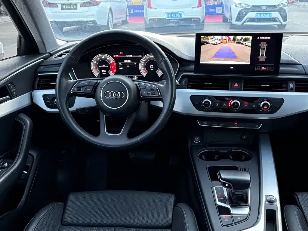 Audi A4L 2021 из CN, фото 6