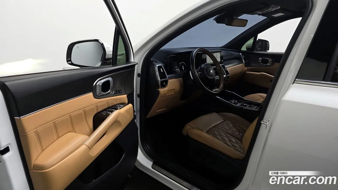 Kia Sorento — фото 10