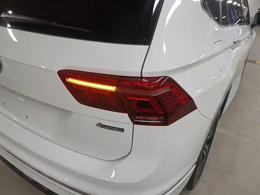 Volkswagen Tiguan L 2024 из CN, фото 2