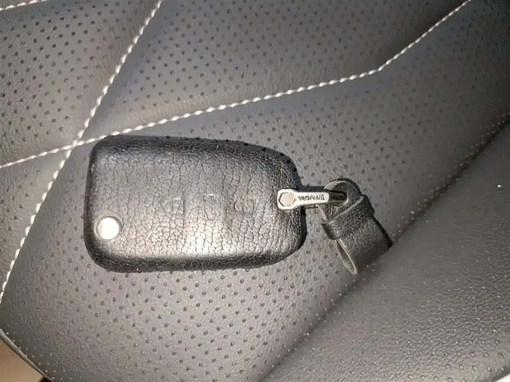 Volkswagen Tiguan L 2024 из CN, фото 4