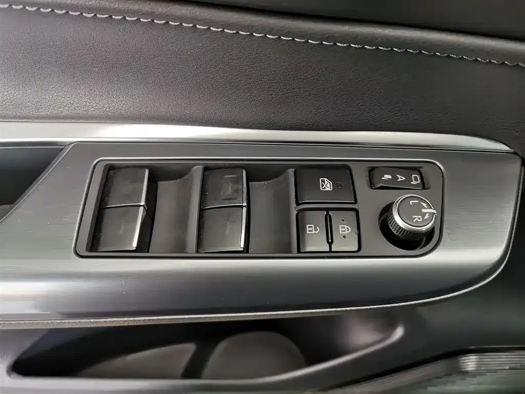 Toyota Venza 2022 из CN, фото 6