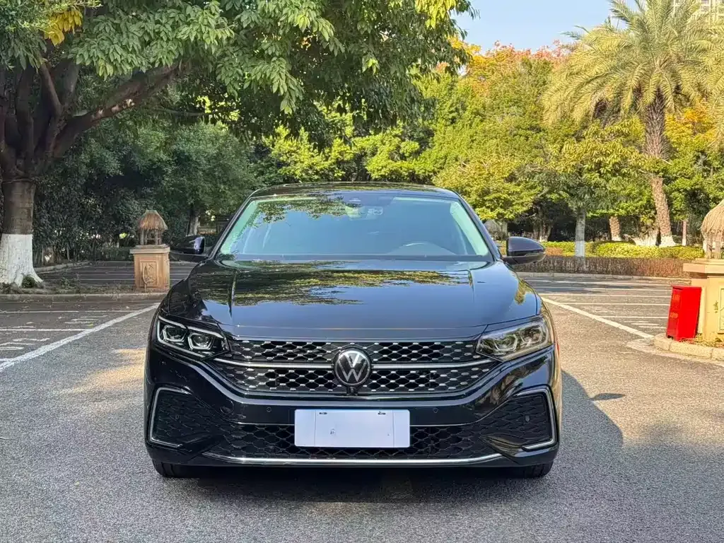 Volkswagen Passat — фото 5