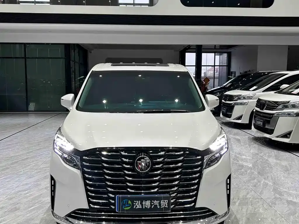 Buick GL8 2023 из CN, фото 2