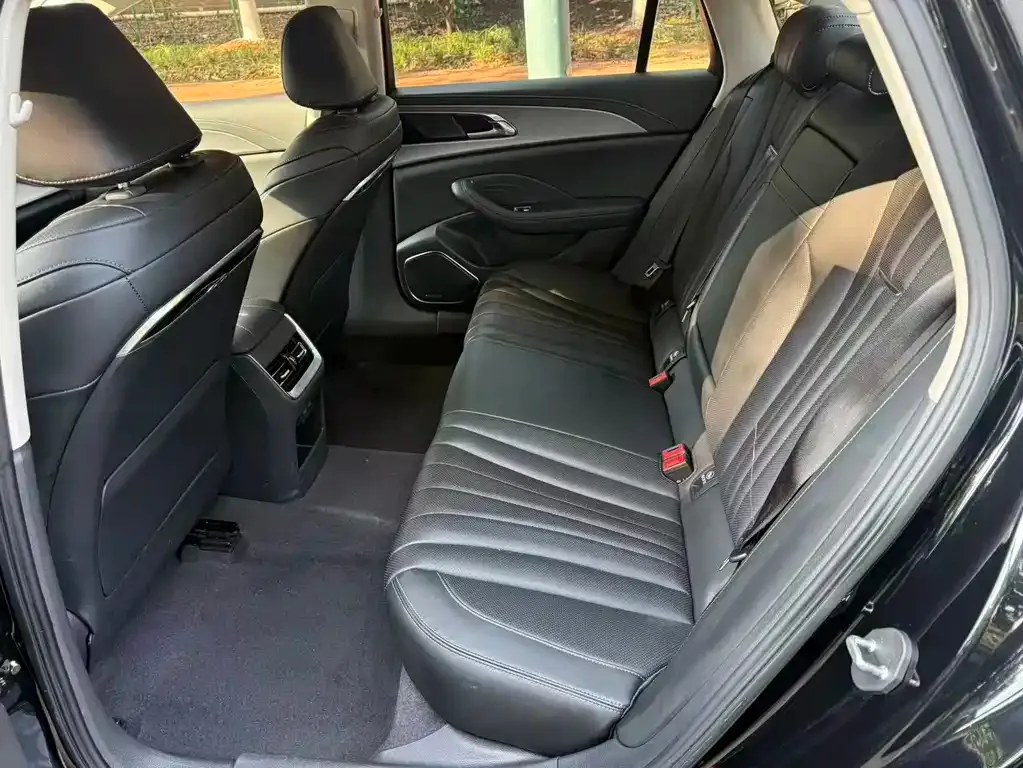 Hongqi H5 2023 из CN, фото 9