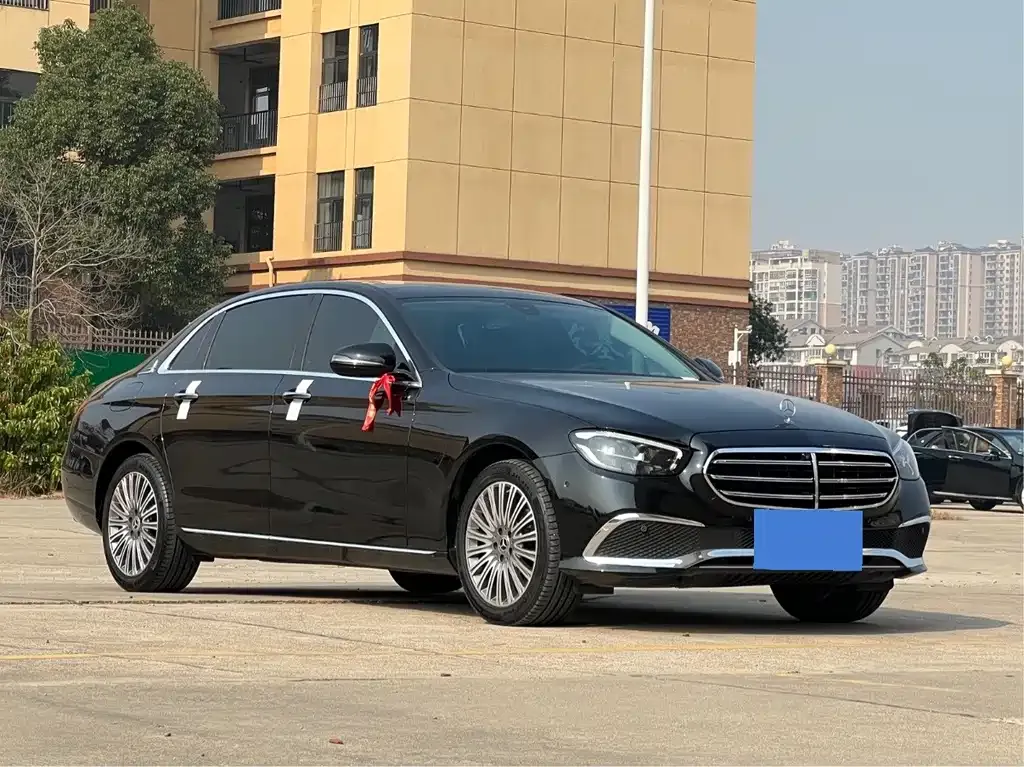 Mercedes-Benz E-Class 2023 из CN, фото 6