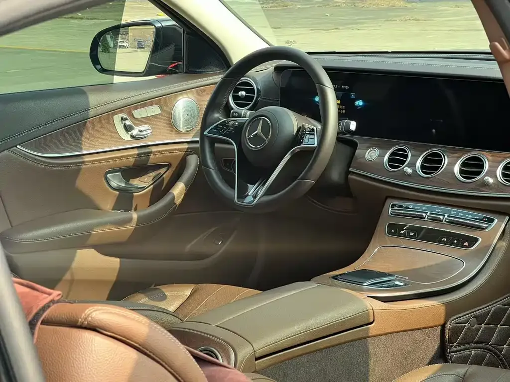 Mercedes-Benz E-Class 2023 из CN, фото 9