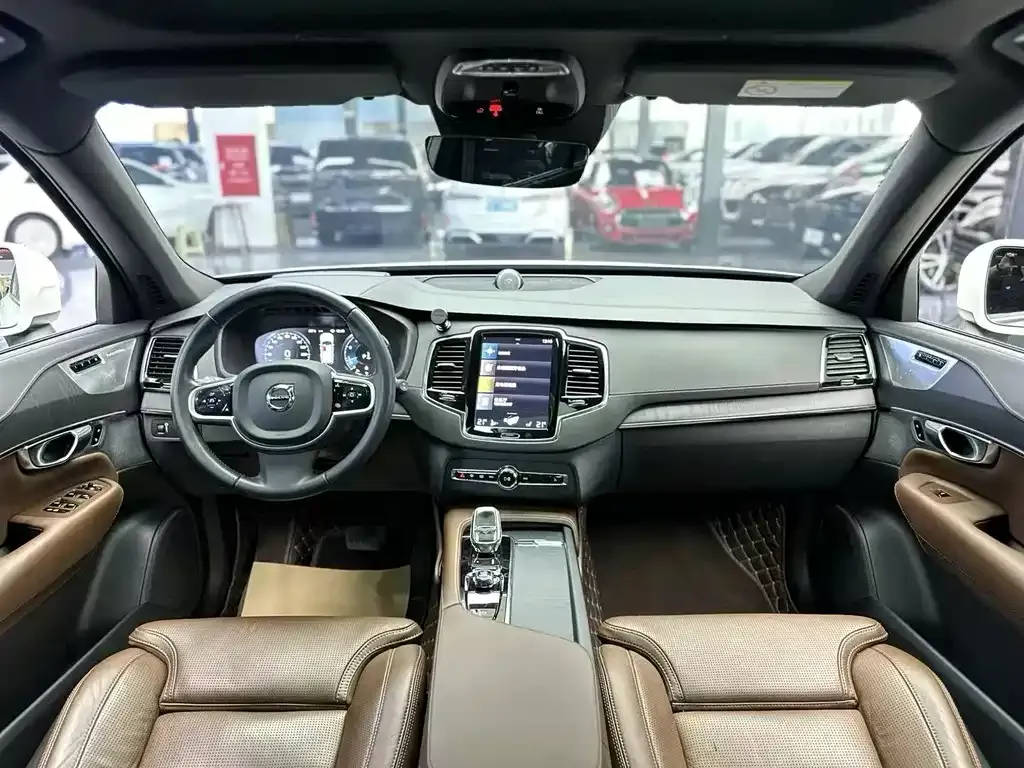Volvo XC90 2022 из CN, фото 2