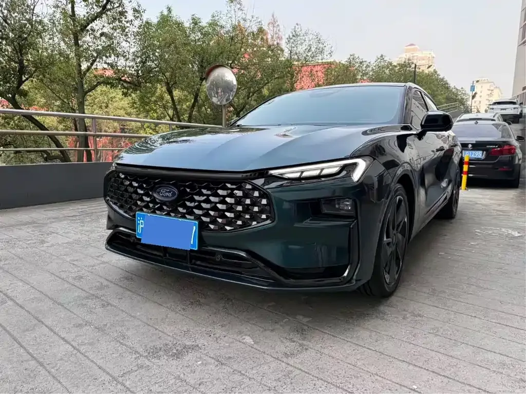 Ford Mondeo 2024 из CN, фото 1