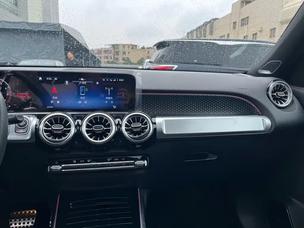 Mercedes-Benz GLB AMG 2025 из CN, фото 4