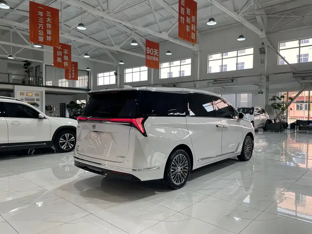 Buick GL8 Hybrid 2025 из CN, фото 6