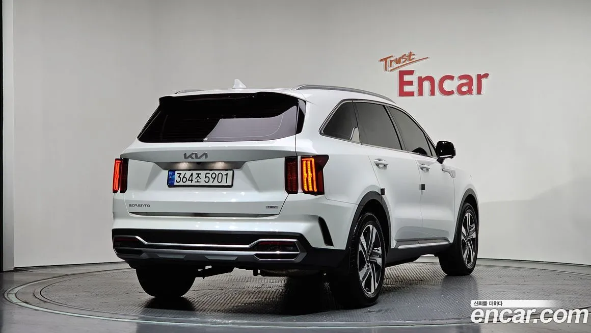 Kia Sorento — фото 5