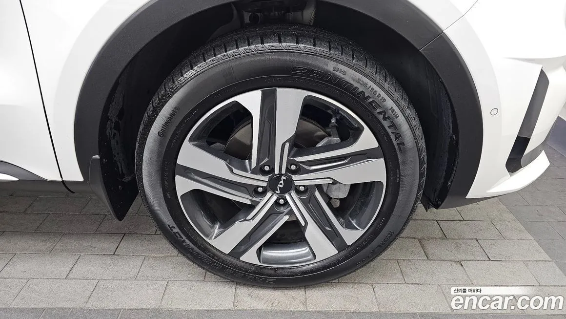 Kia Sorento — фото 10