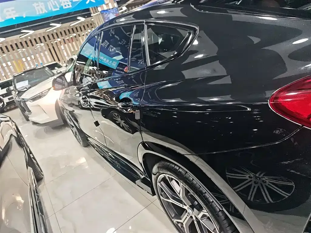 BMW X6 2023 из CN, фото 4